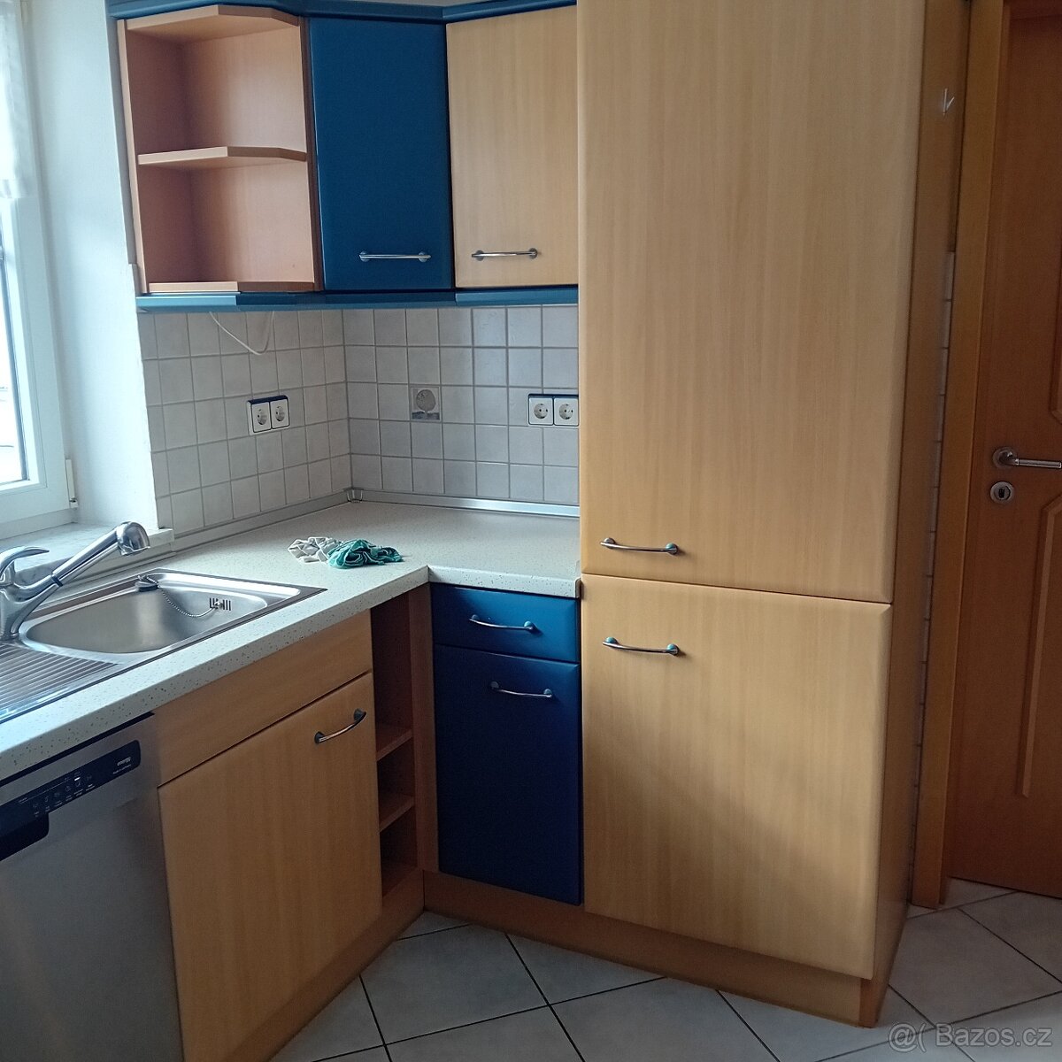 Kuchyňská linka se spotřebiči - 3