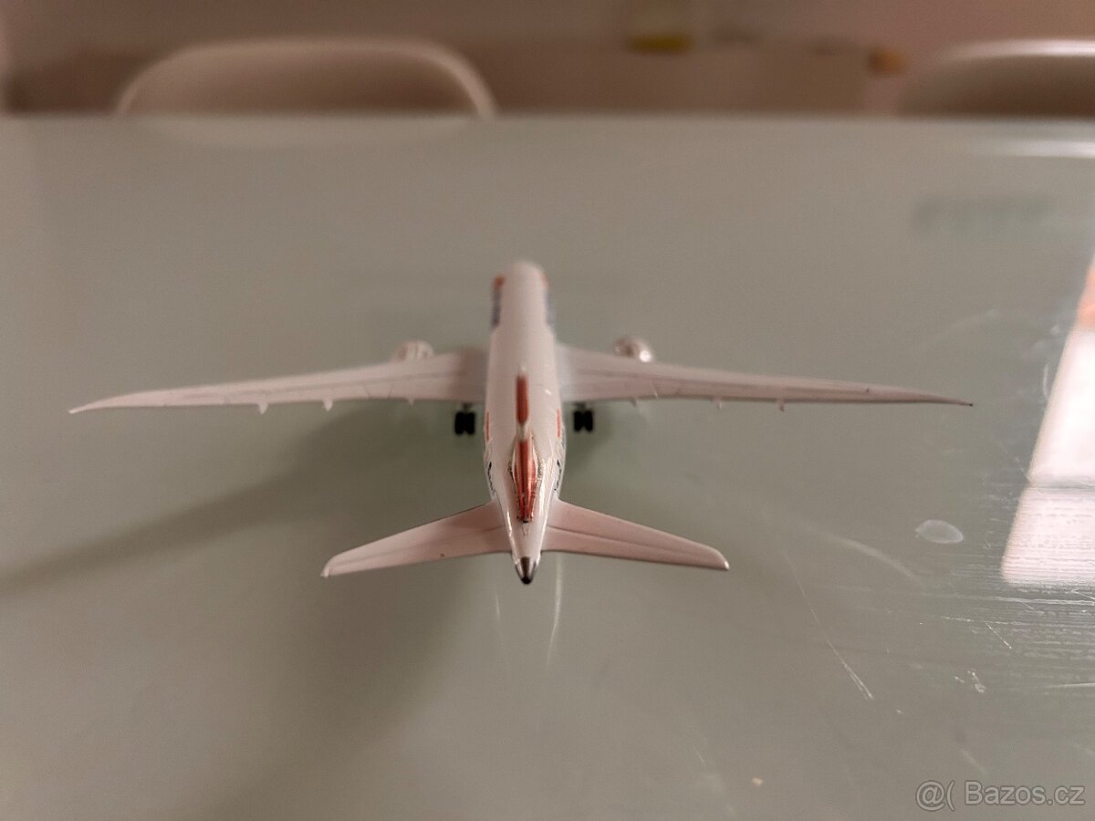 Prodám model letadla B787-8 ČSA - 3