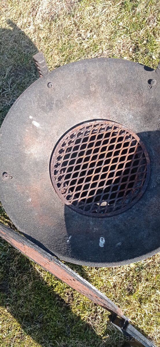 Malý litinový gril - 3