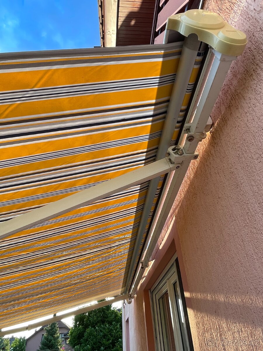 Kazetová markýza - 3