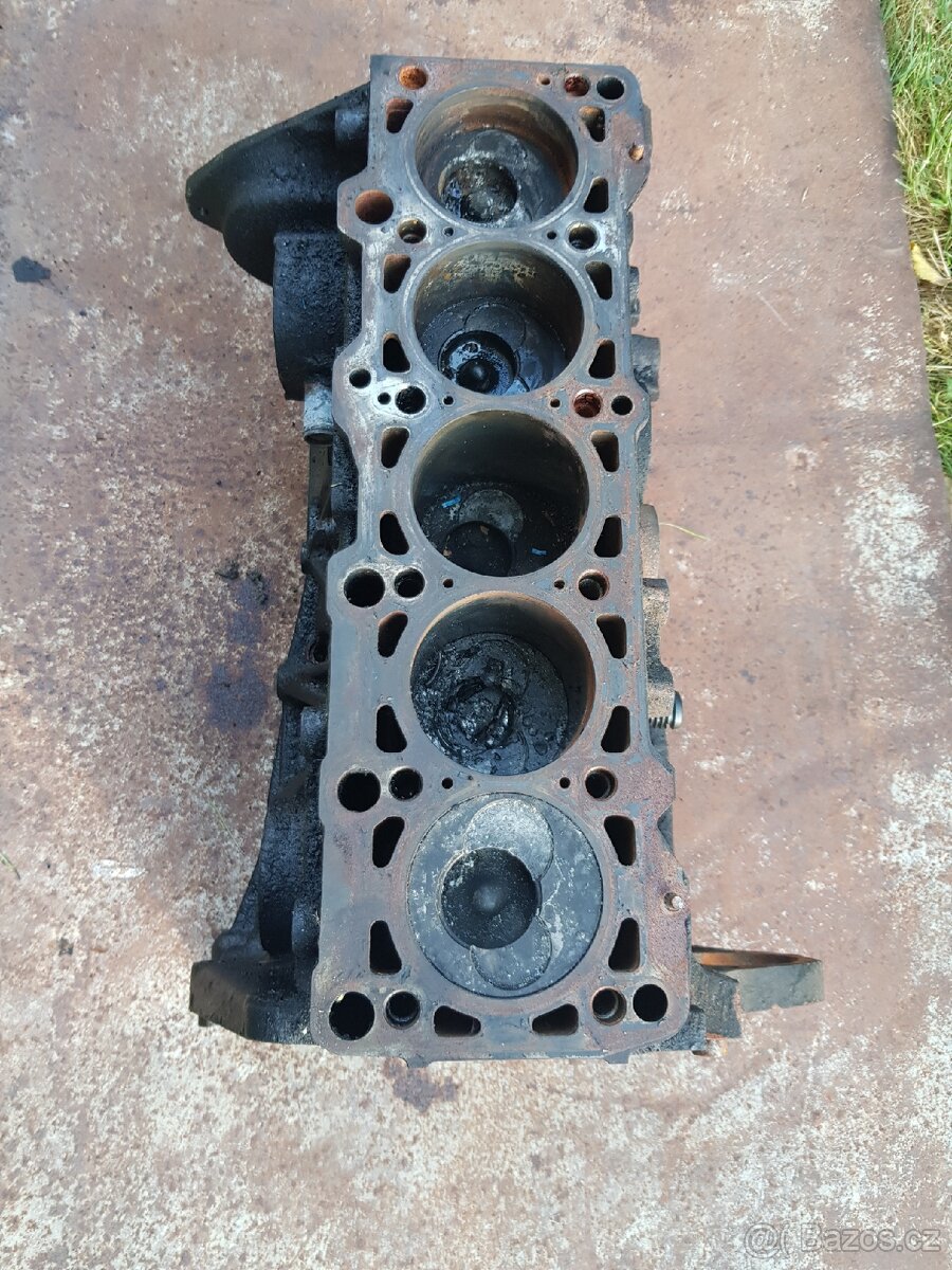 Blok motoru VW T4, 65, 75kW - 3