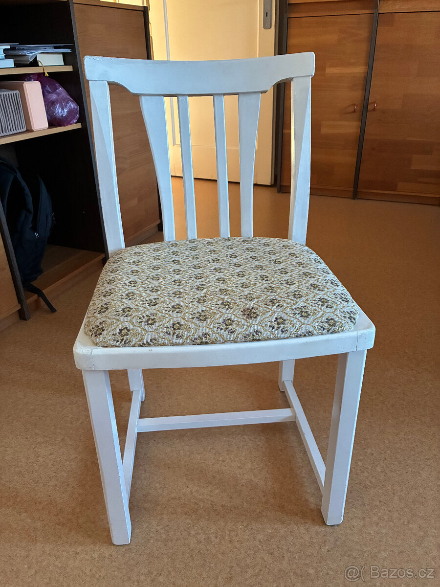 4 ks jídelních židlí - 3