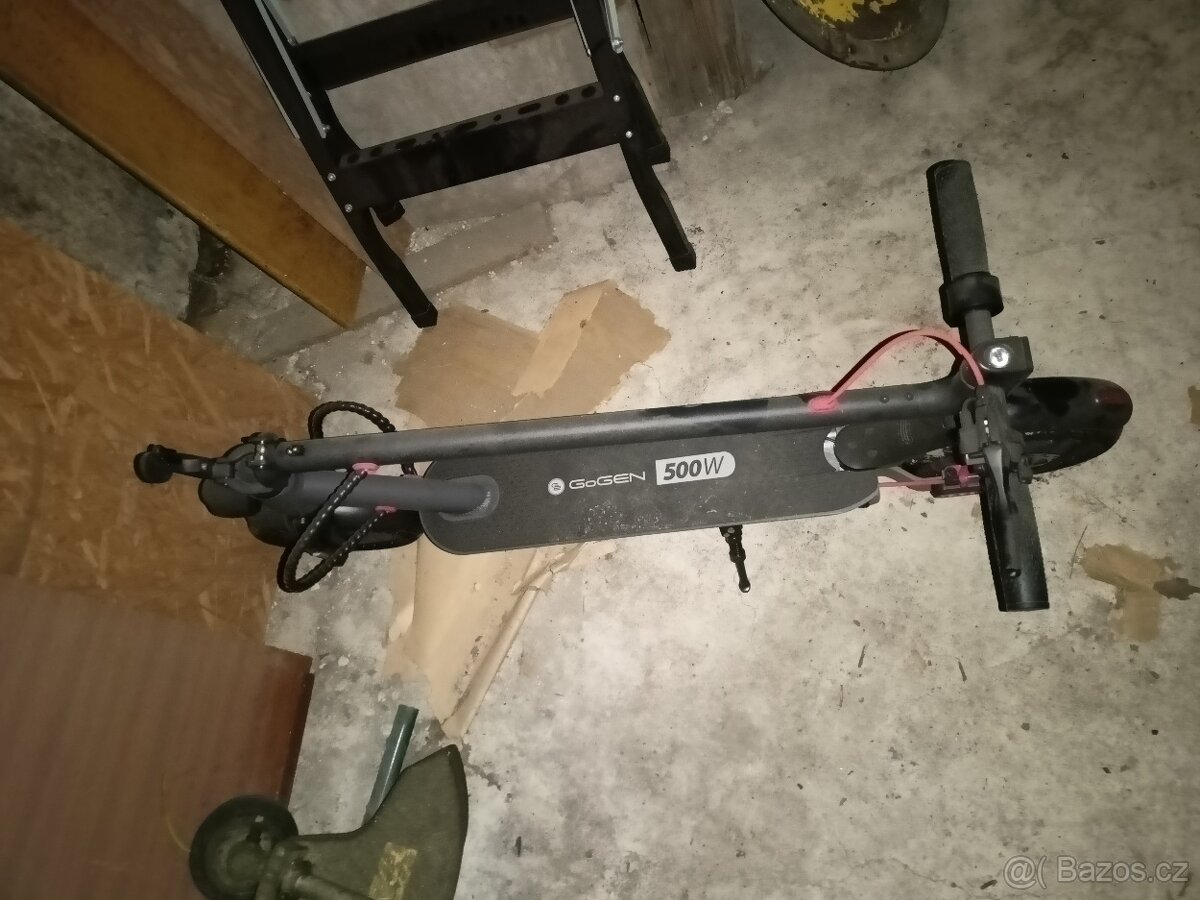 Elektrická koloběžka GOGEN S 801 - 3