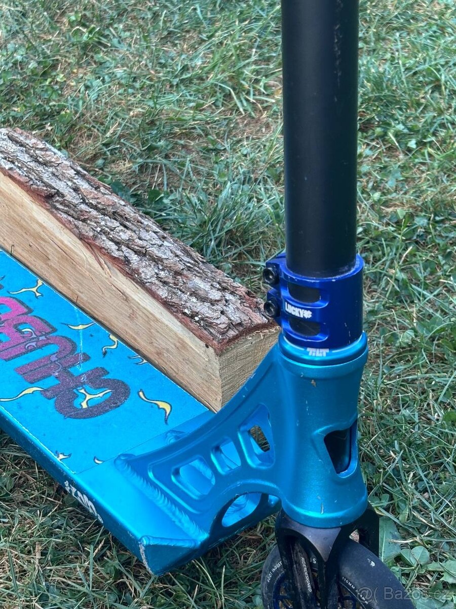 Prodám custom freestyle koloběžku – téměř nejetá - 3