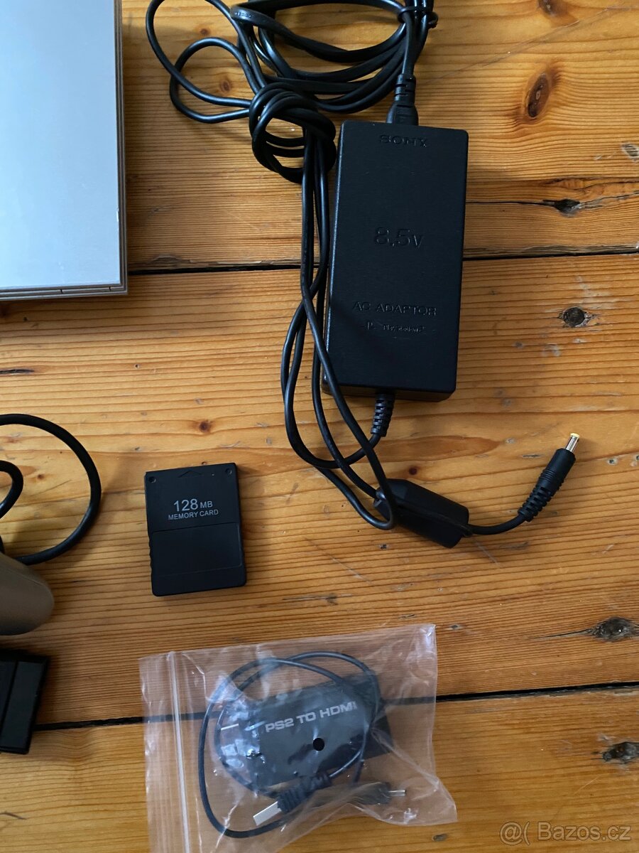 Konzole PlayStation 2 PS2 3x hra Sony Ovladač - 3