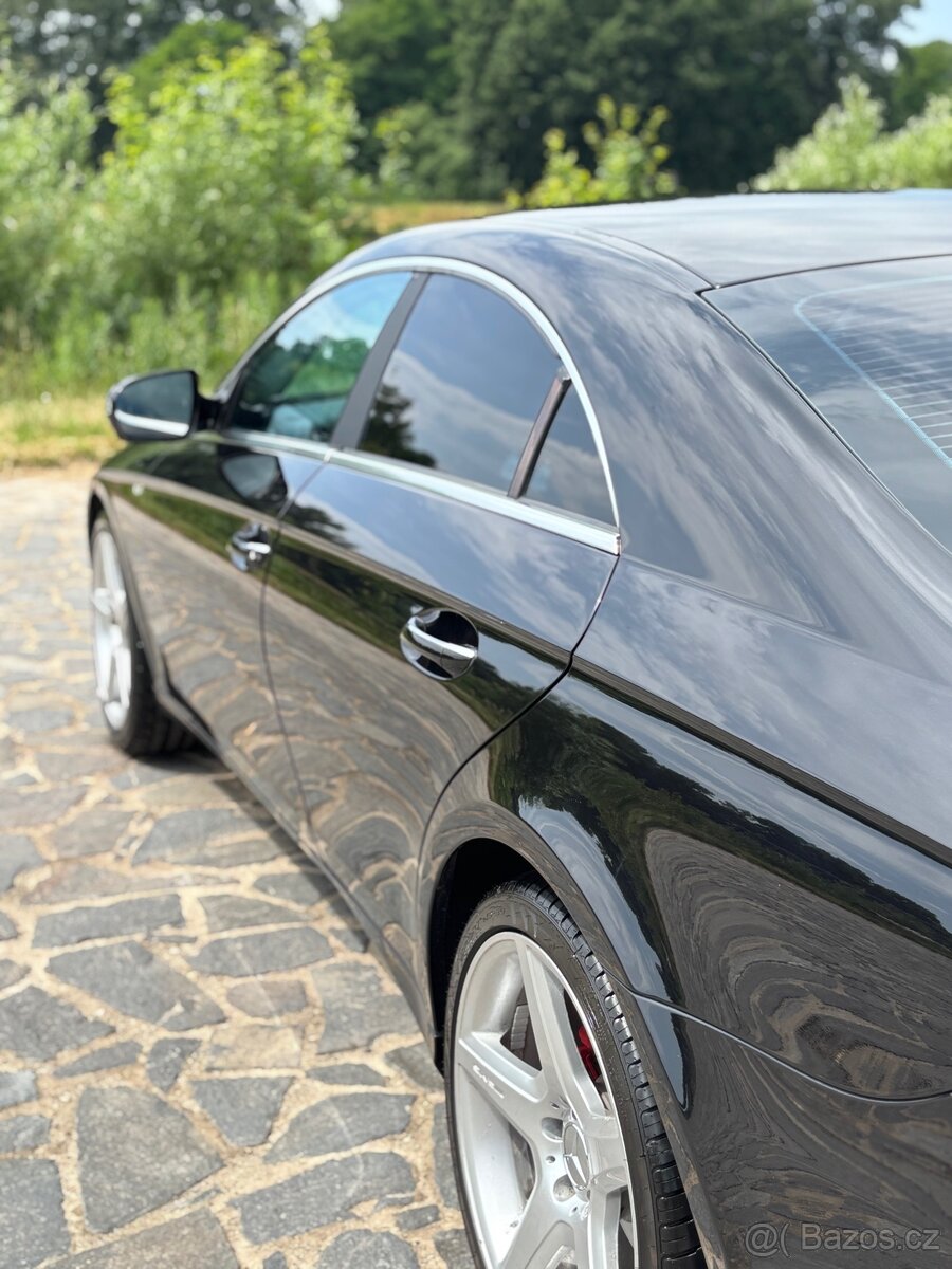 Mercedes Benz CLS500 - 3