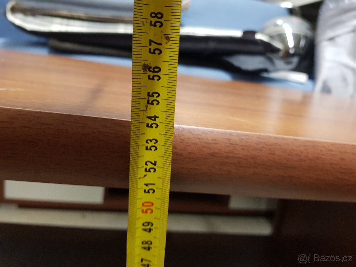 Konferenční stolek - 3