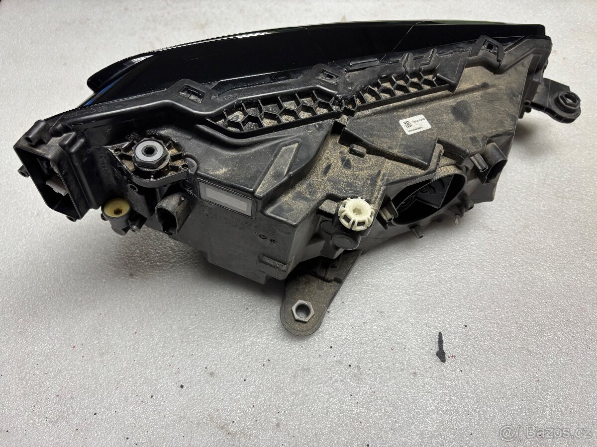 Škoda Superb lll světlo matrix 3V1941015D - 3