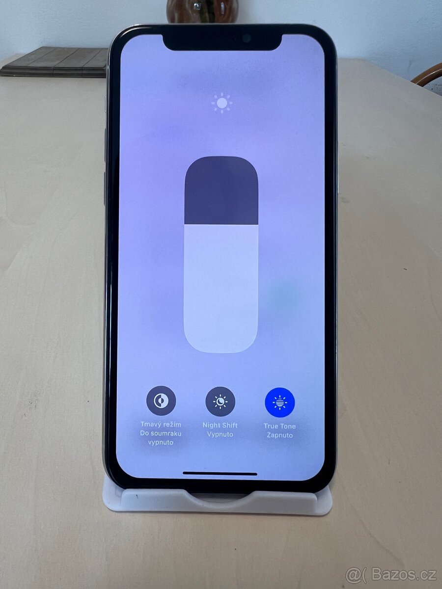 iPhone 11 Pro 64 GB, bílý - 3