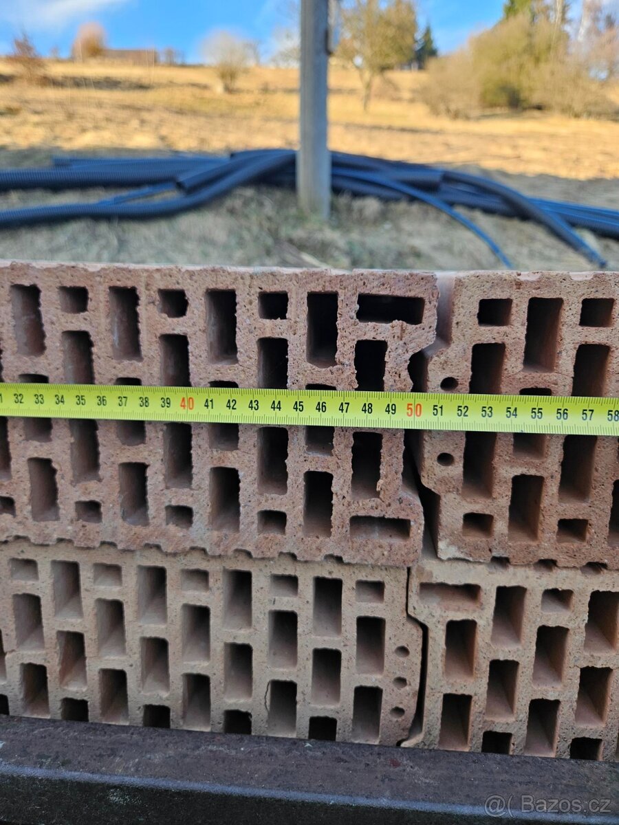 PŘÍČKOVÉ CIHLY - 3