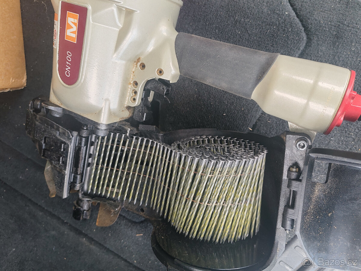 Prodej - pneumatická hřebíkovačka MAX CN100 + hřebíky - 3