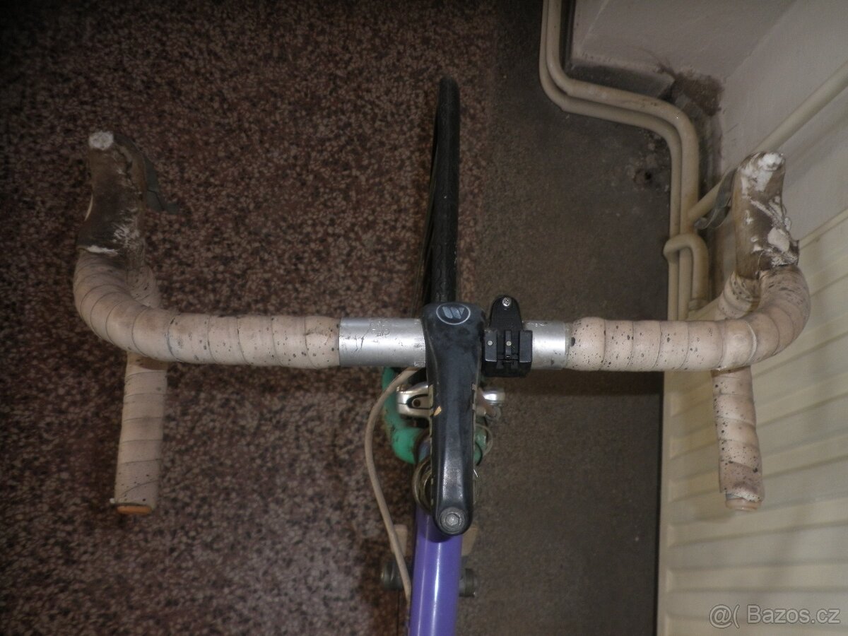 Staré silniční kolo Bianchi Futura - 3