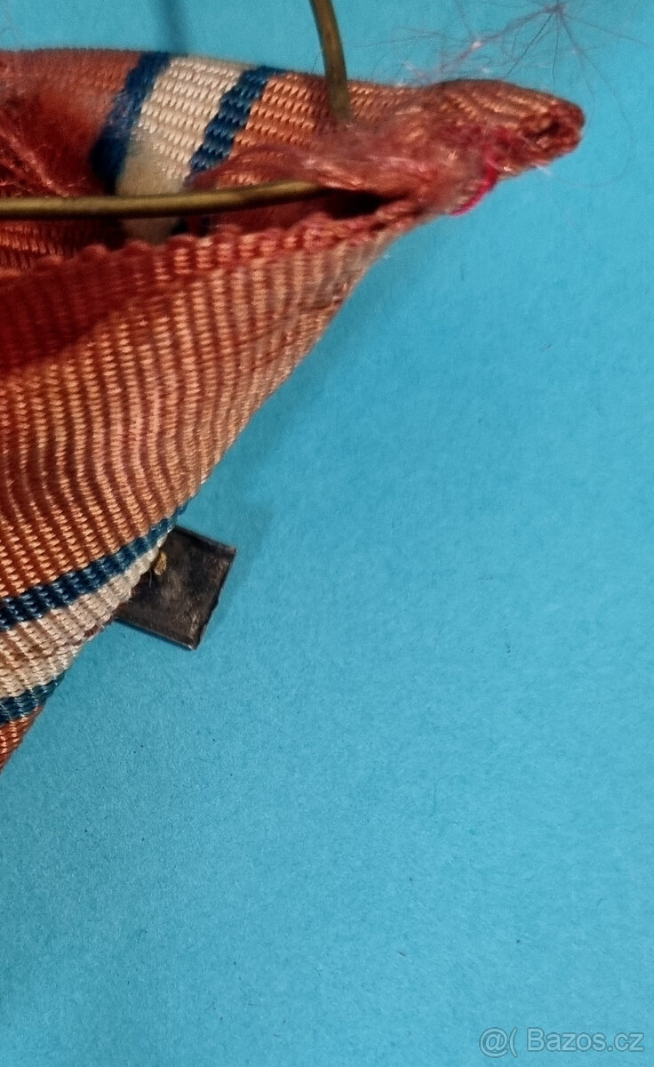 Čs revoluční med. štítek 21 a 2x lipový lístek těžká světlá - 3