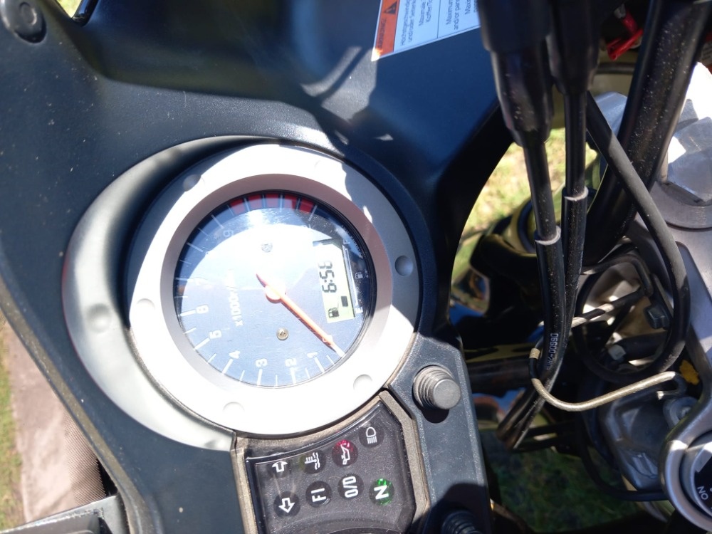 Suzuki DL 1000 V-Strom - 3