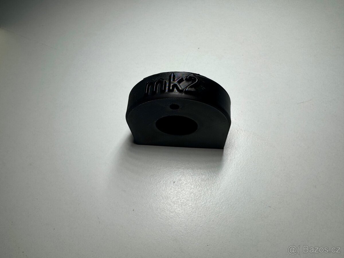 VW Golf mk2 krytka na zadní tažné oko. - 3