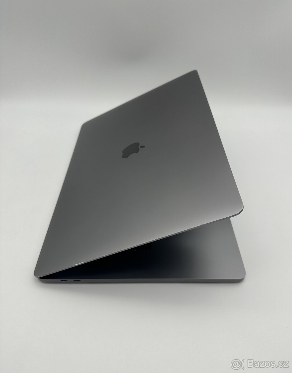 MacBook Pro 16" 2019 16/500GB Space Gray + ZÁRUKA - 3