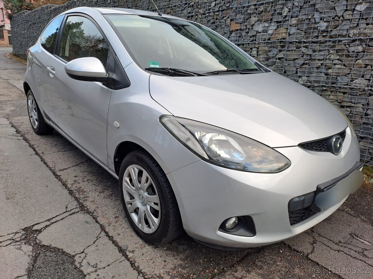 Mazda 2 - 3