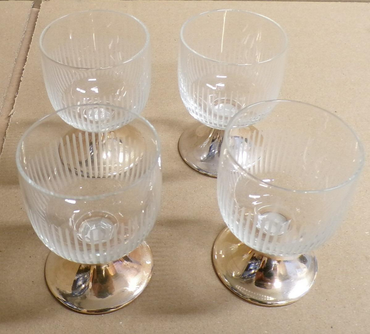 sklenička - kovová nožka - 3