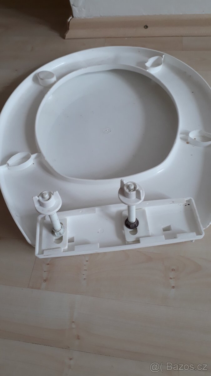 Prkénko WC - 3
