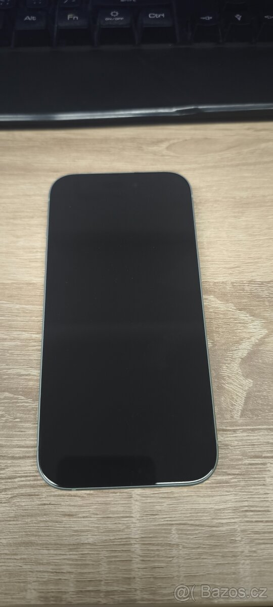 iPhone 15, 128 GB, barva green - 3