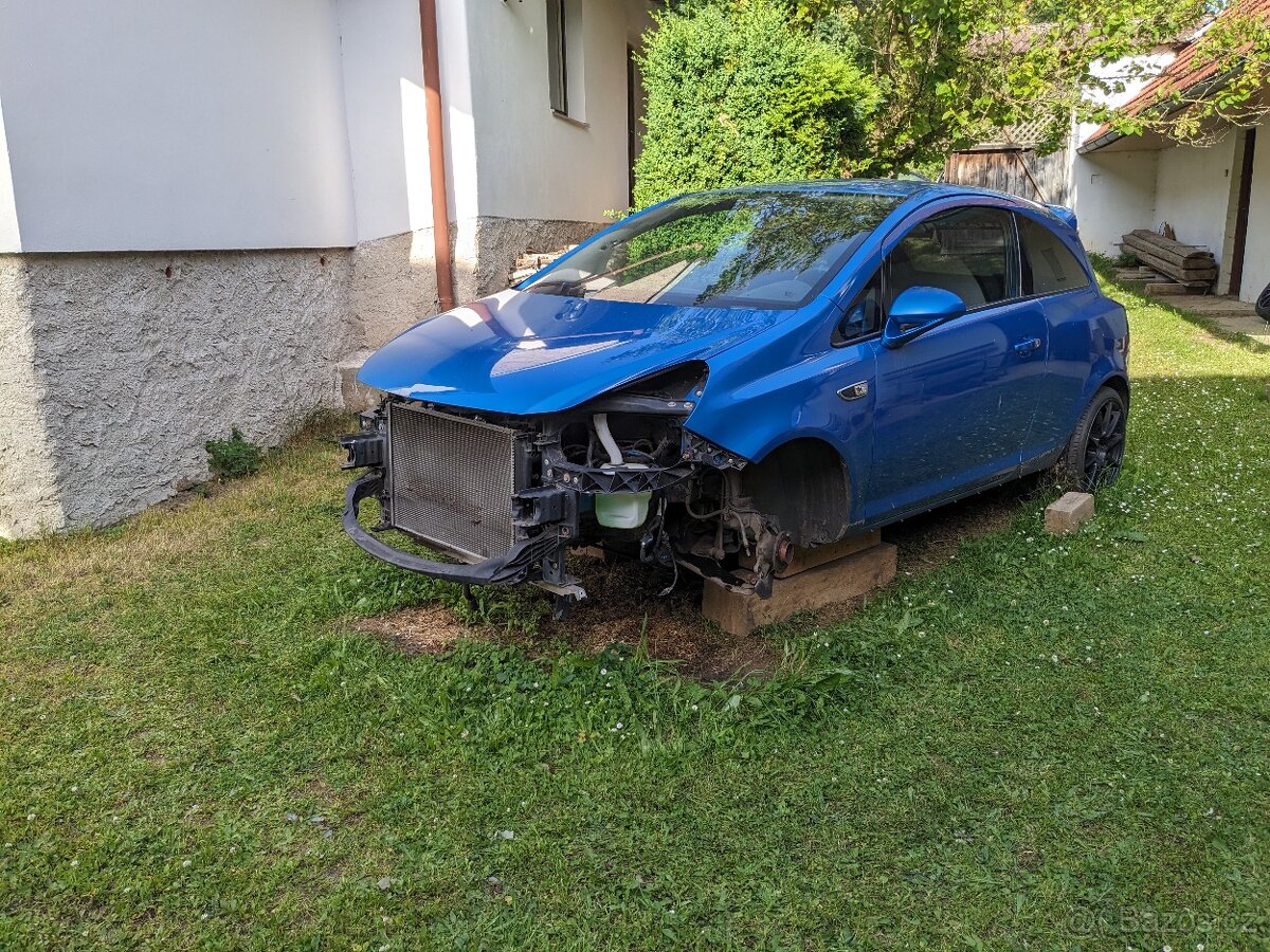 Opel Corsa D OPC na náhradní díly - 3