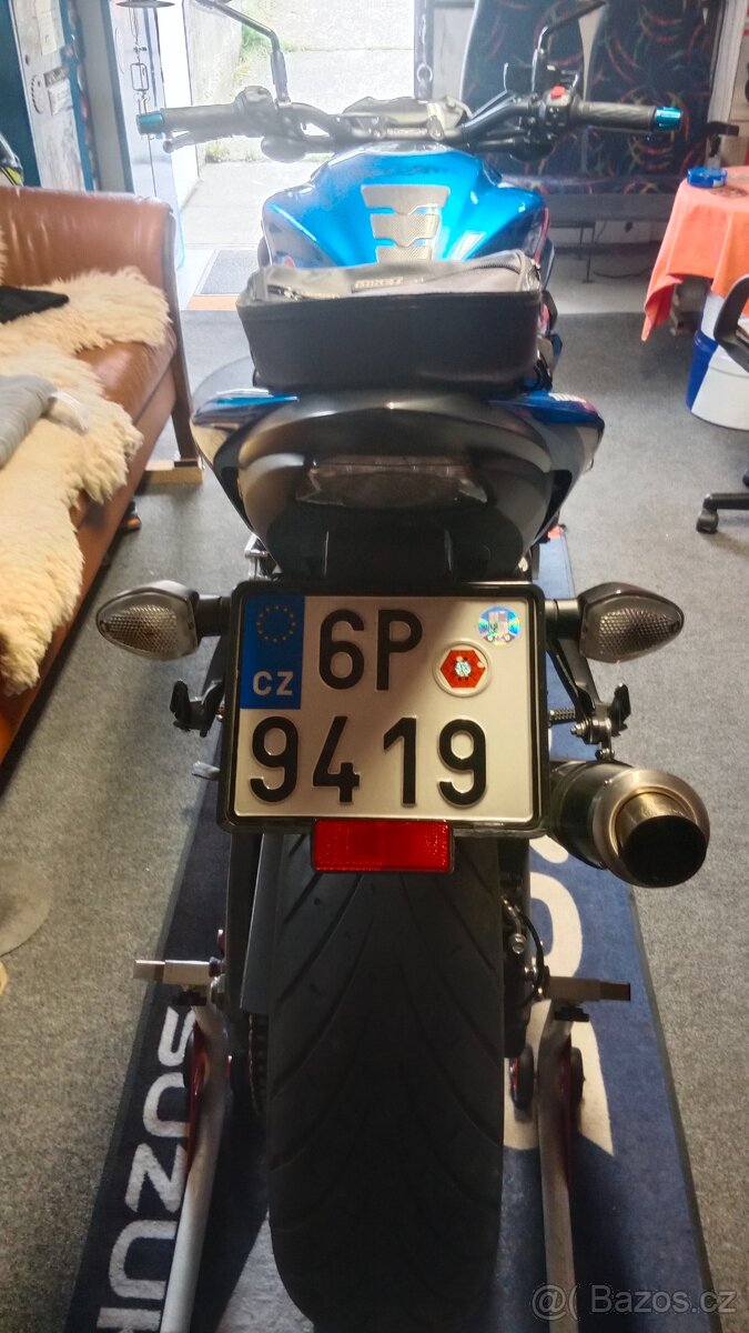 Suzuki GSX S 1000 - 3
