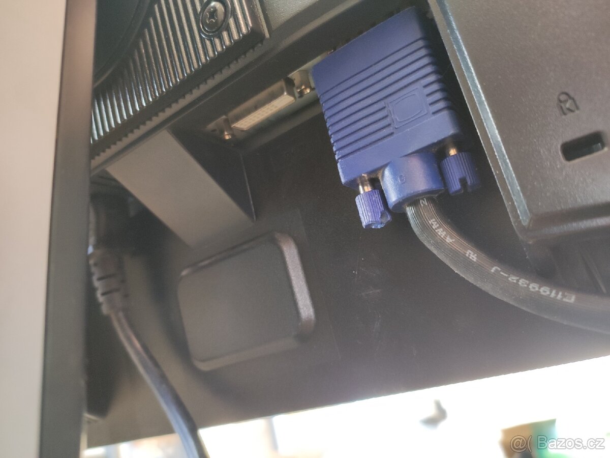 Monitor samsung syncmaster 710r - 3