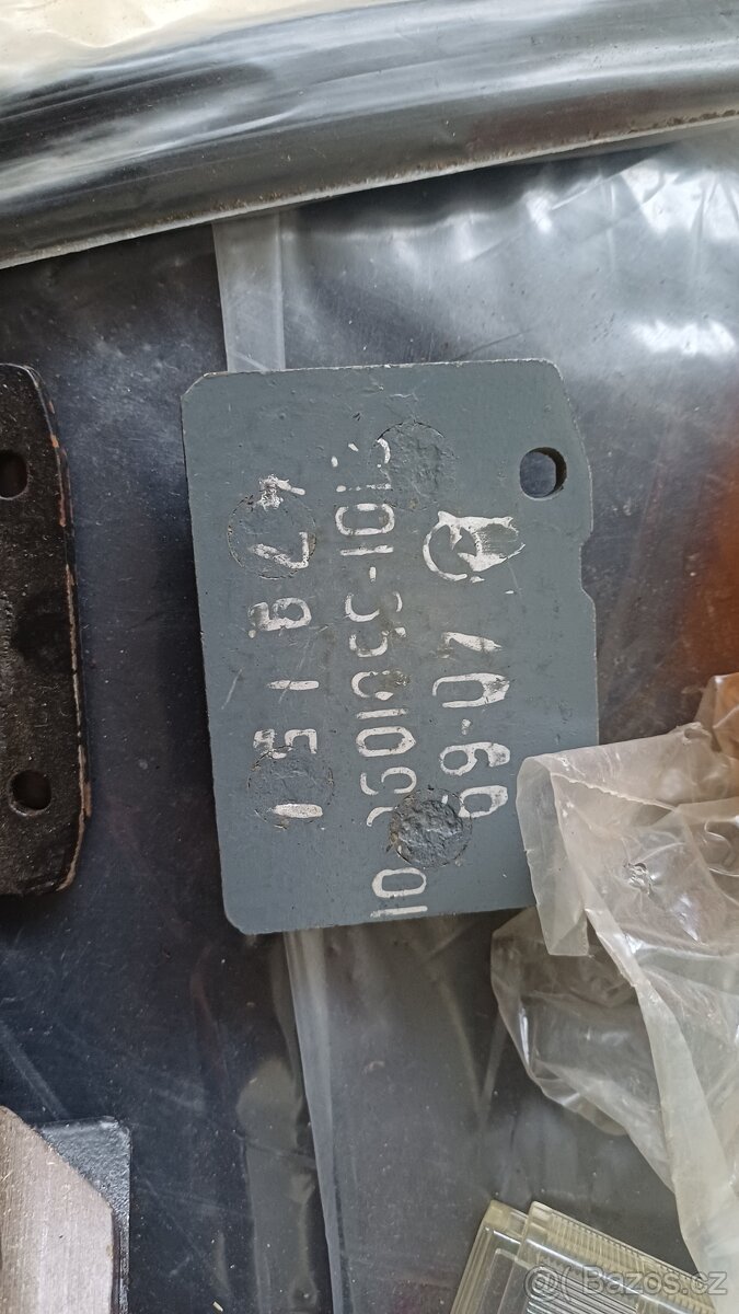 Náhradní díly Moskvič - 3