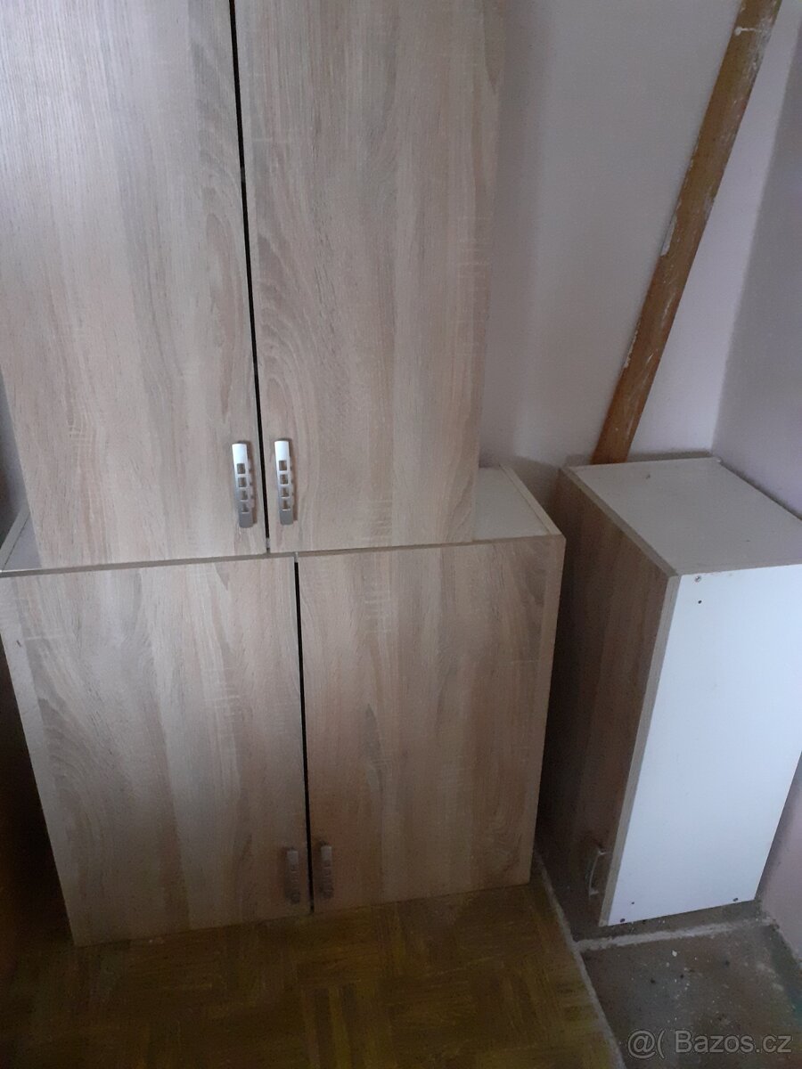 Kuchyňské skříňky vrchní - 3