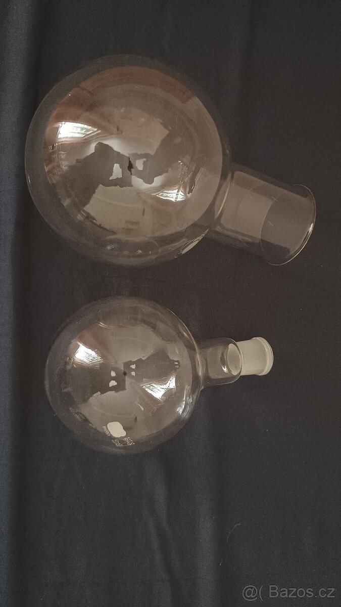 Laboratorní sklo více kusů - 3