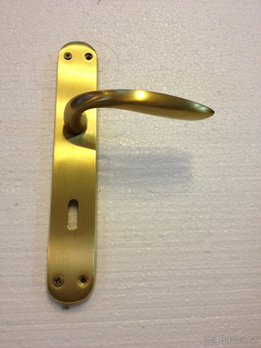 Dveřní klika / kování, zlatá mat, rozteč 72mm /23ks - 3