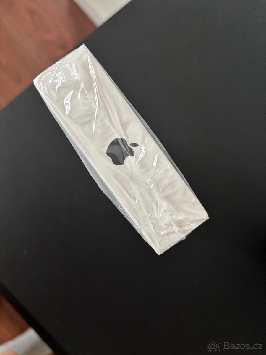 Nový, nerozbalený iPhone 17 - 3