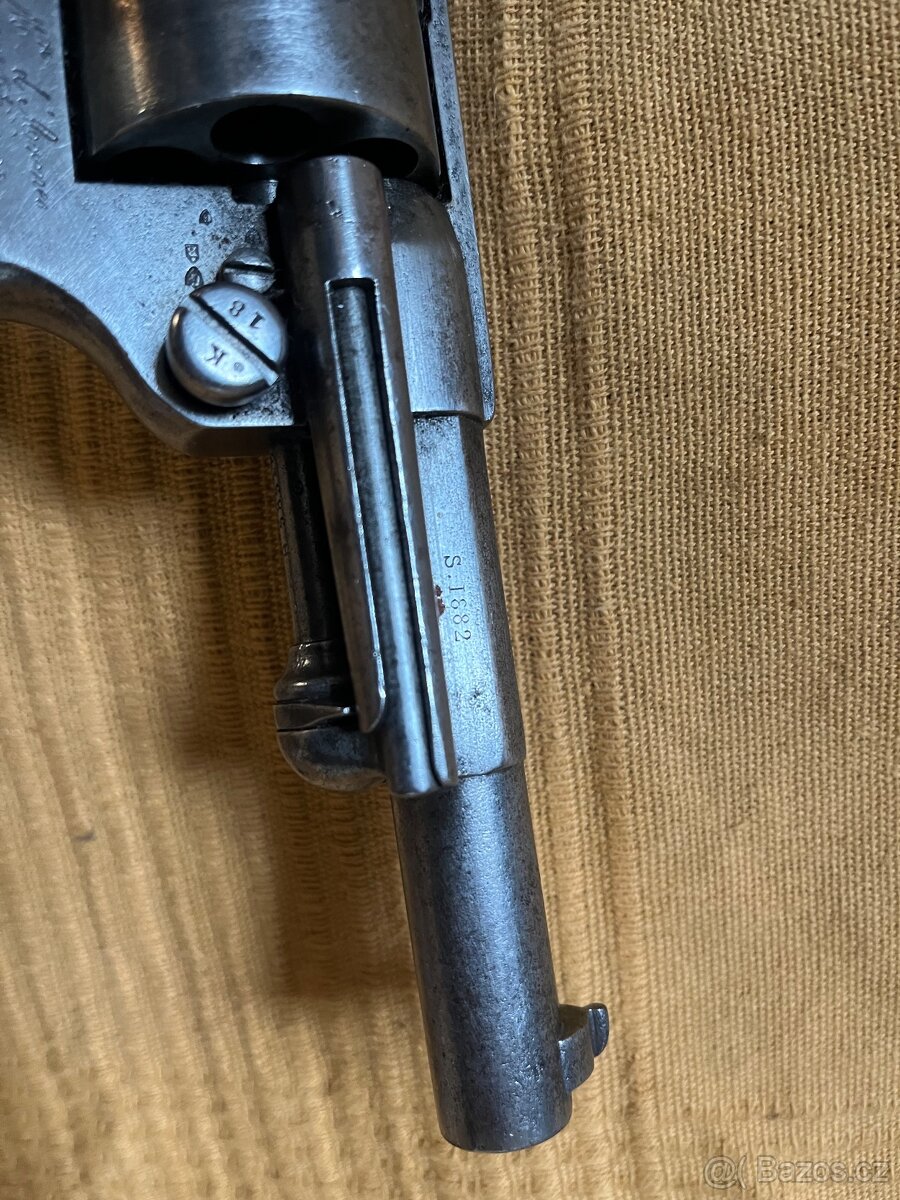 Armadni revolver - 3