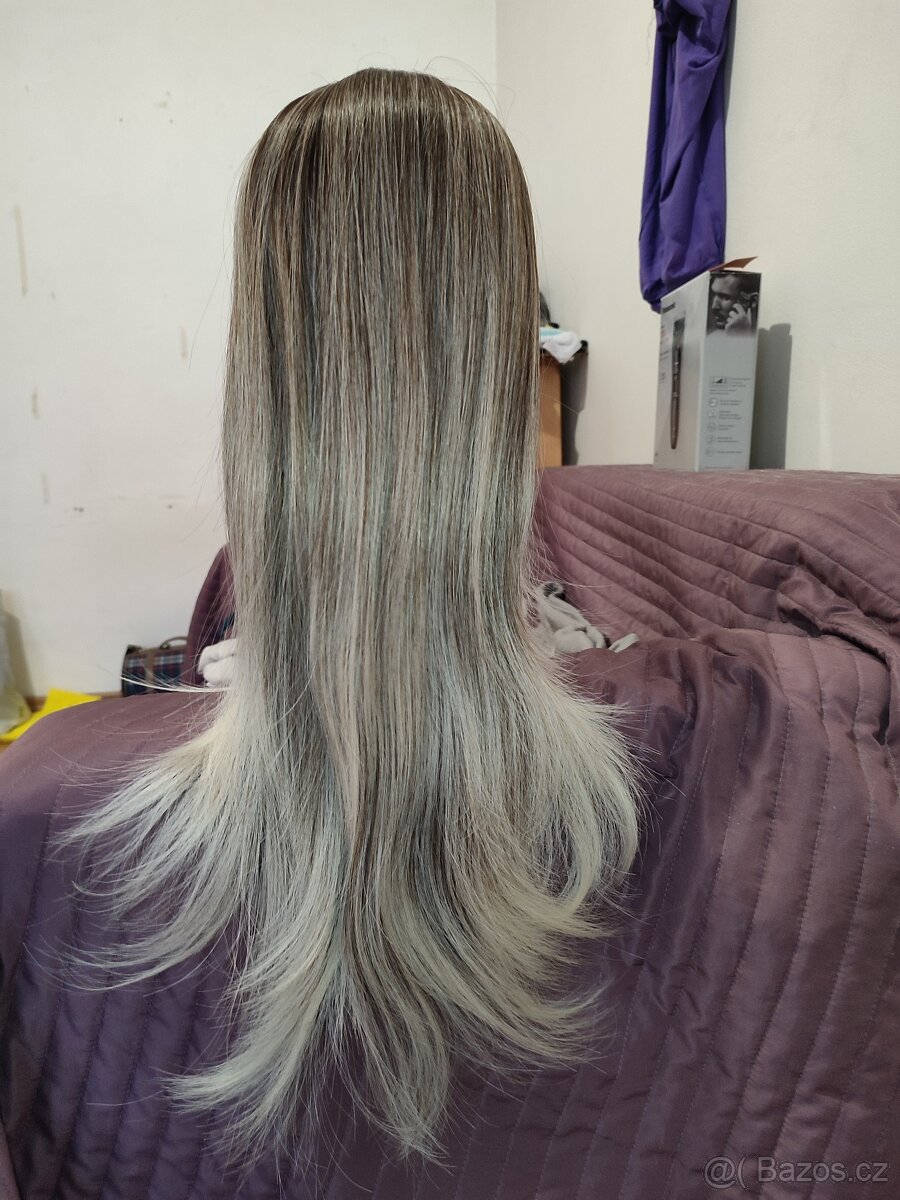 Nová ombré paruka s ofinkou a přirozeným odrostem - 3