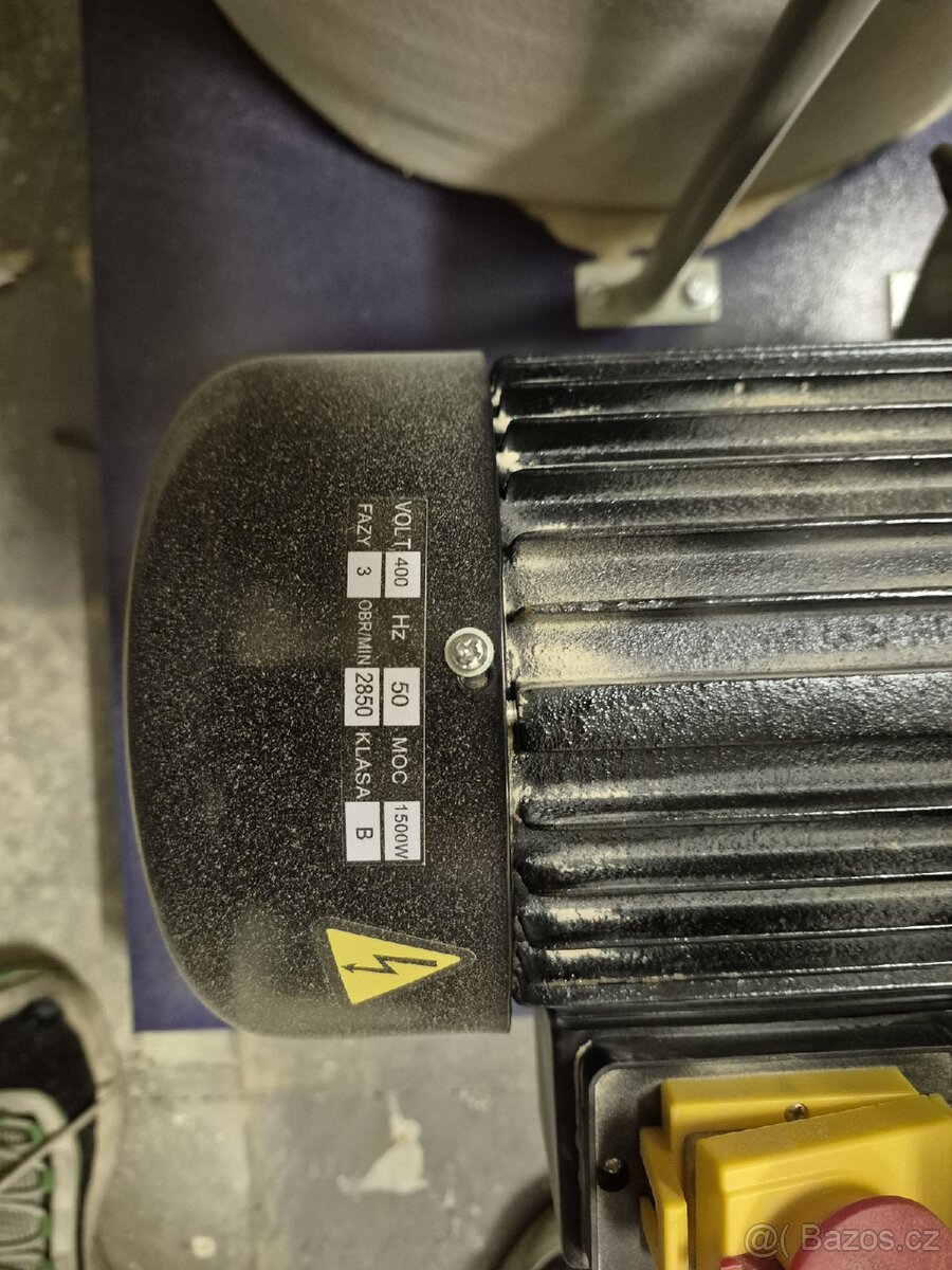 Prodám Odsavač pilin CORMAK FM300 400V - 3