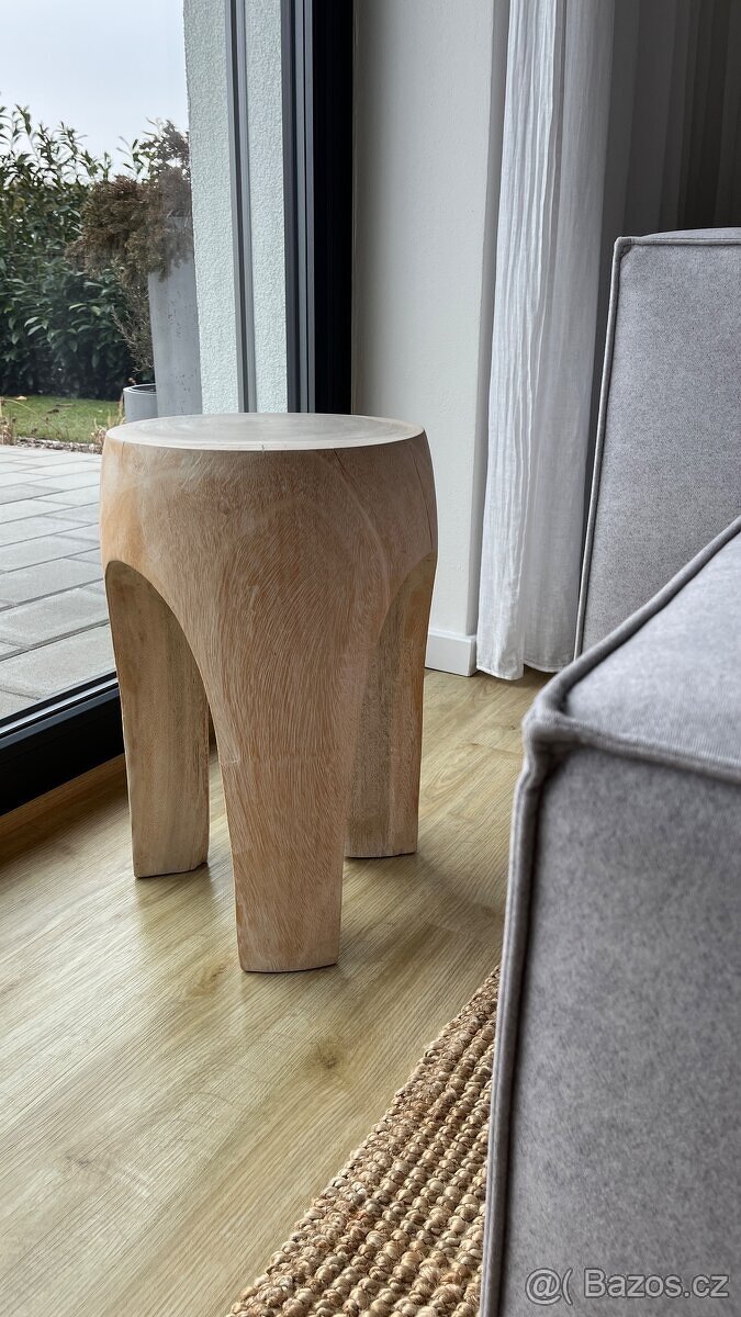Dřevěná stolička/stolek - 3