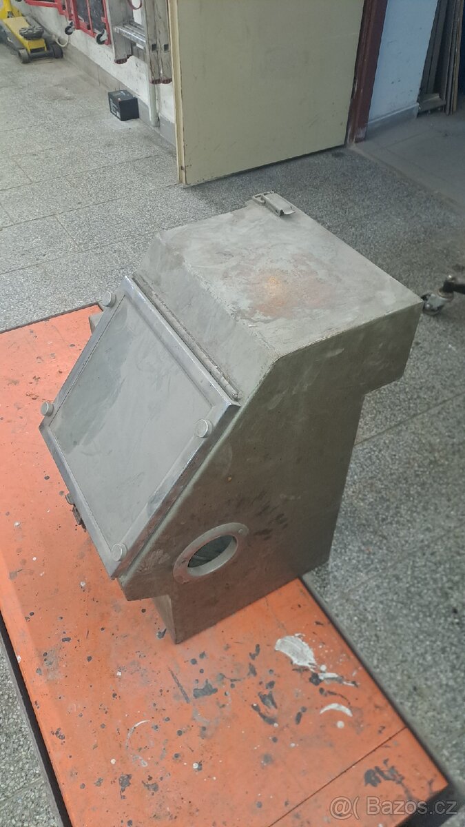 Pískování box - 3