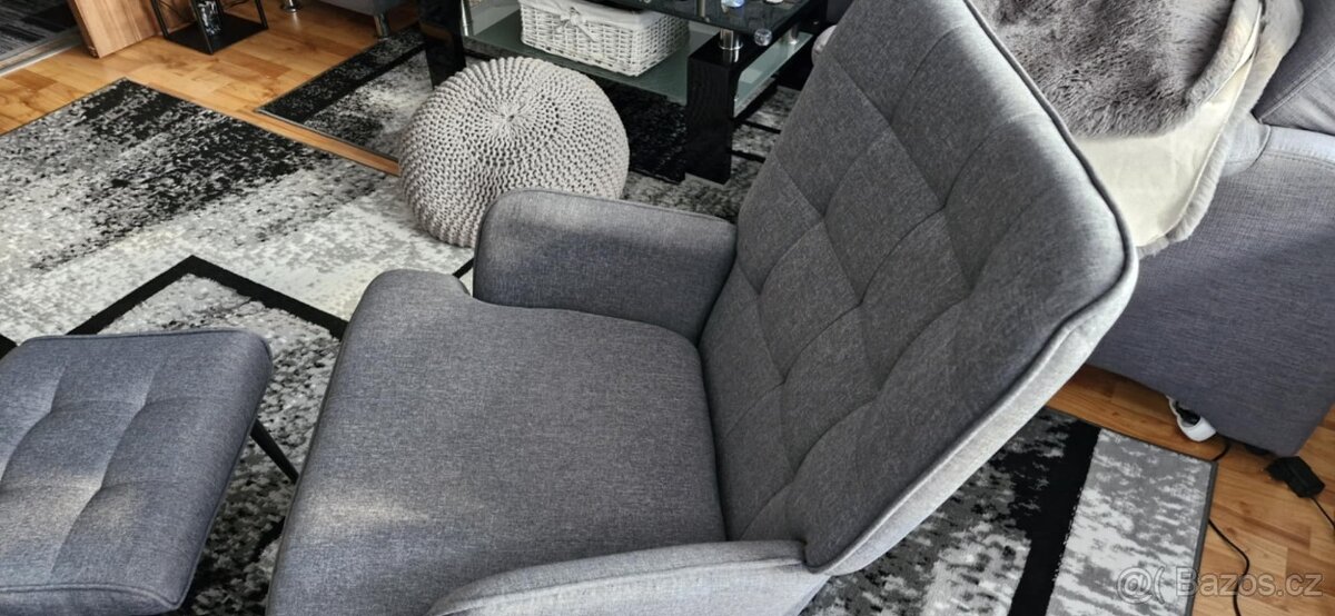 Houpací křeslo s podnožkou - 3