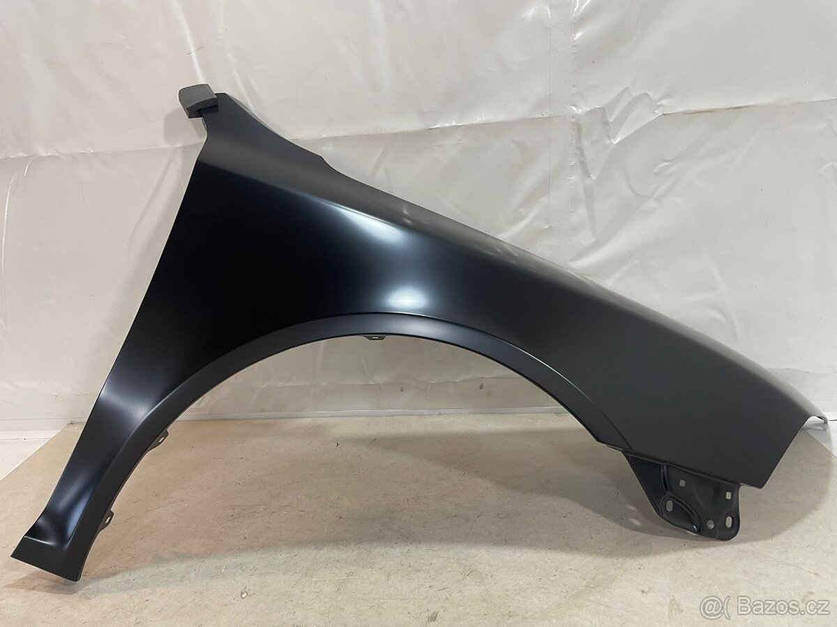 Pravý přední blatník Škoda Octavia II - 3