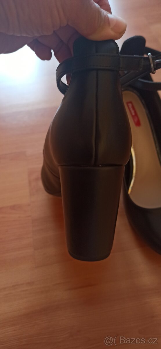 dámské lodičky Baťa - 3