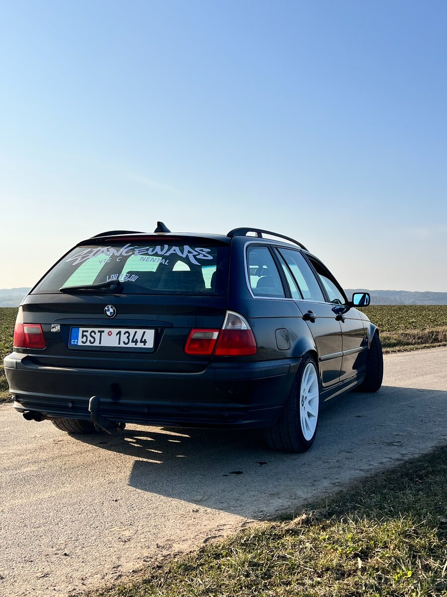 BMW E46 323i 125kw touring - 3