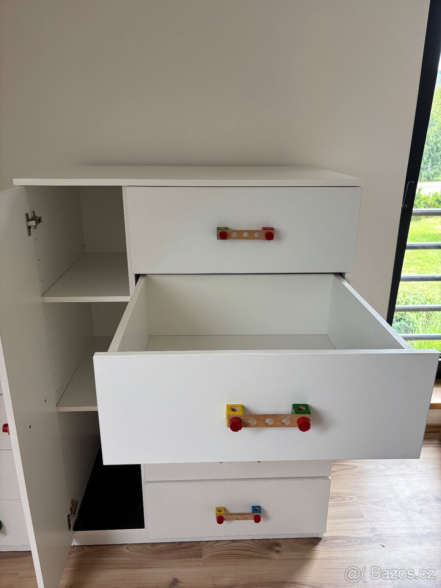 Skříň - 3