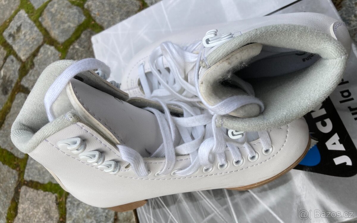 Dívčí brusle Jackson 200 vel. 32 - 3