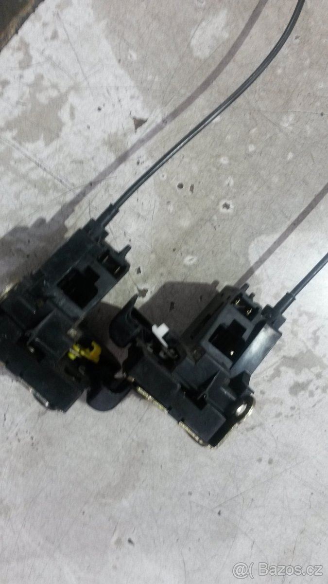 Zámek LZ dveří Renault Scenic - 3