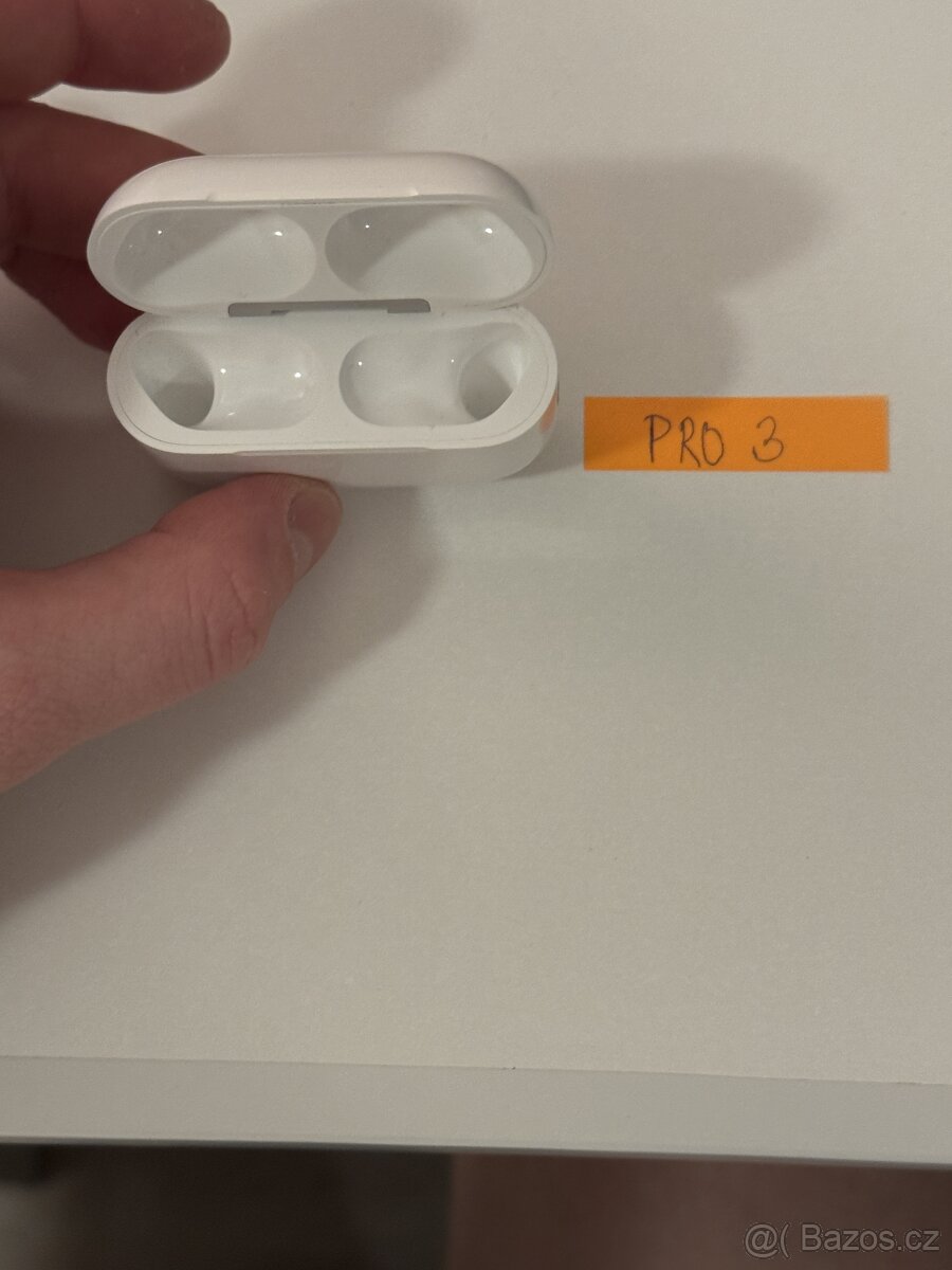 AirPods Pro 3 case NEW - 3