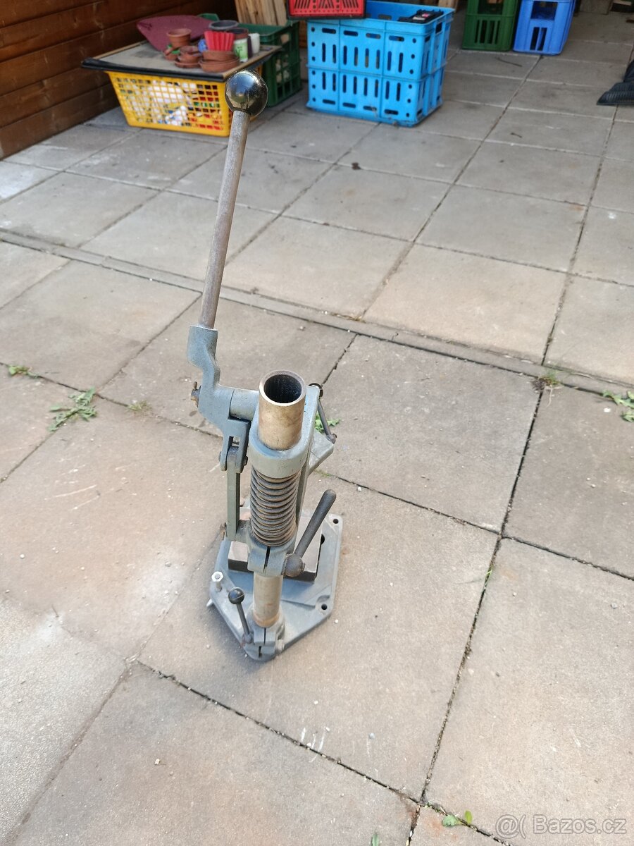 Stojan na vrtačku - 3