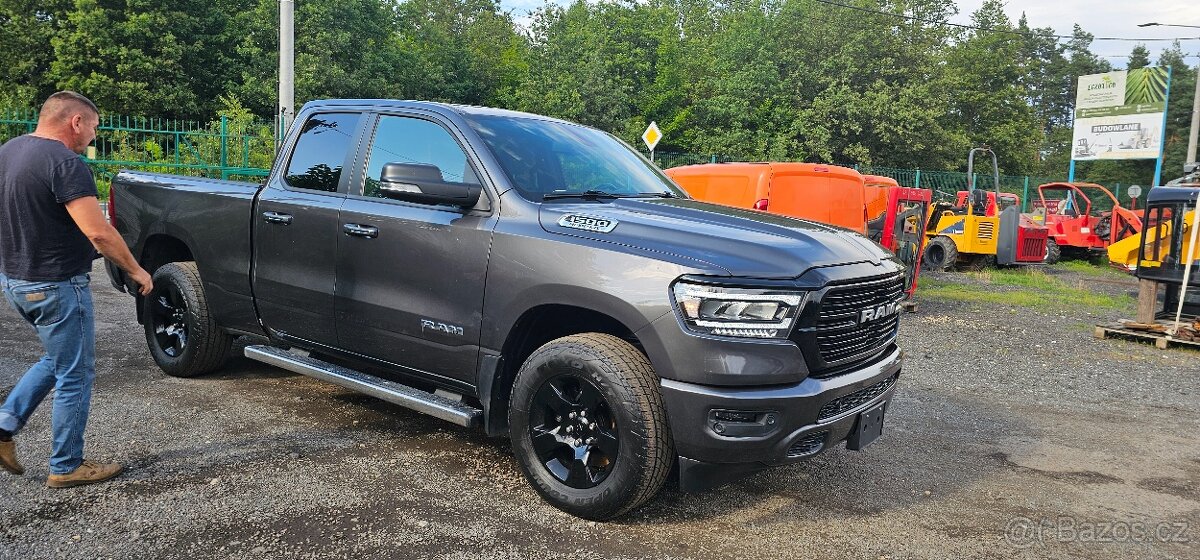 DODGE RAM 1500 BIG HORN 5.7HEMI 2019