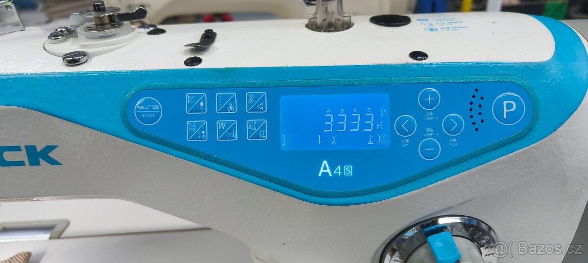 Průmyslový automatický šicí stroj Jack A4s - 3