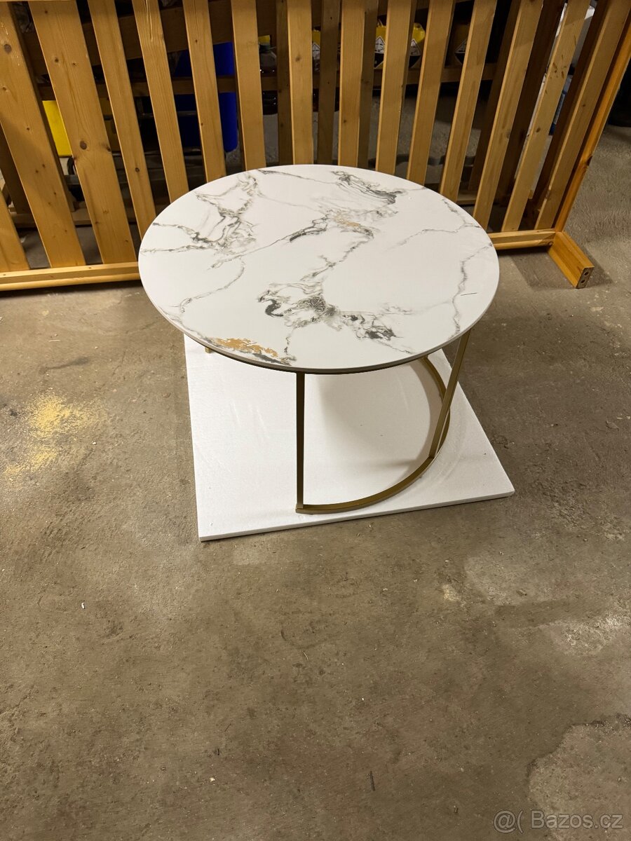 Konferenční stolek - 3