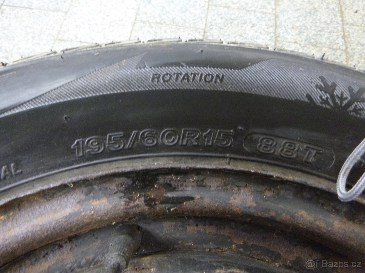 Zimní pneu 195 60 15 na discích Opel. - 3